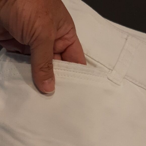 Charter Club White Cuffed Bermuda Shorts - Picture 3 of 10